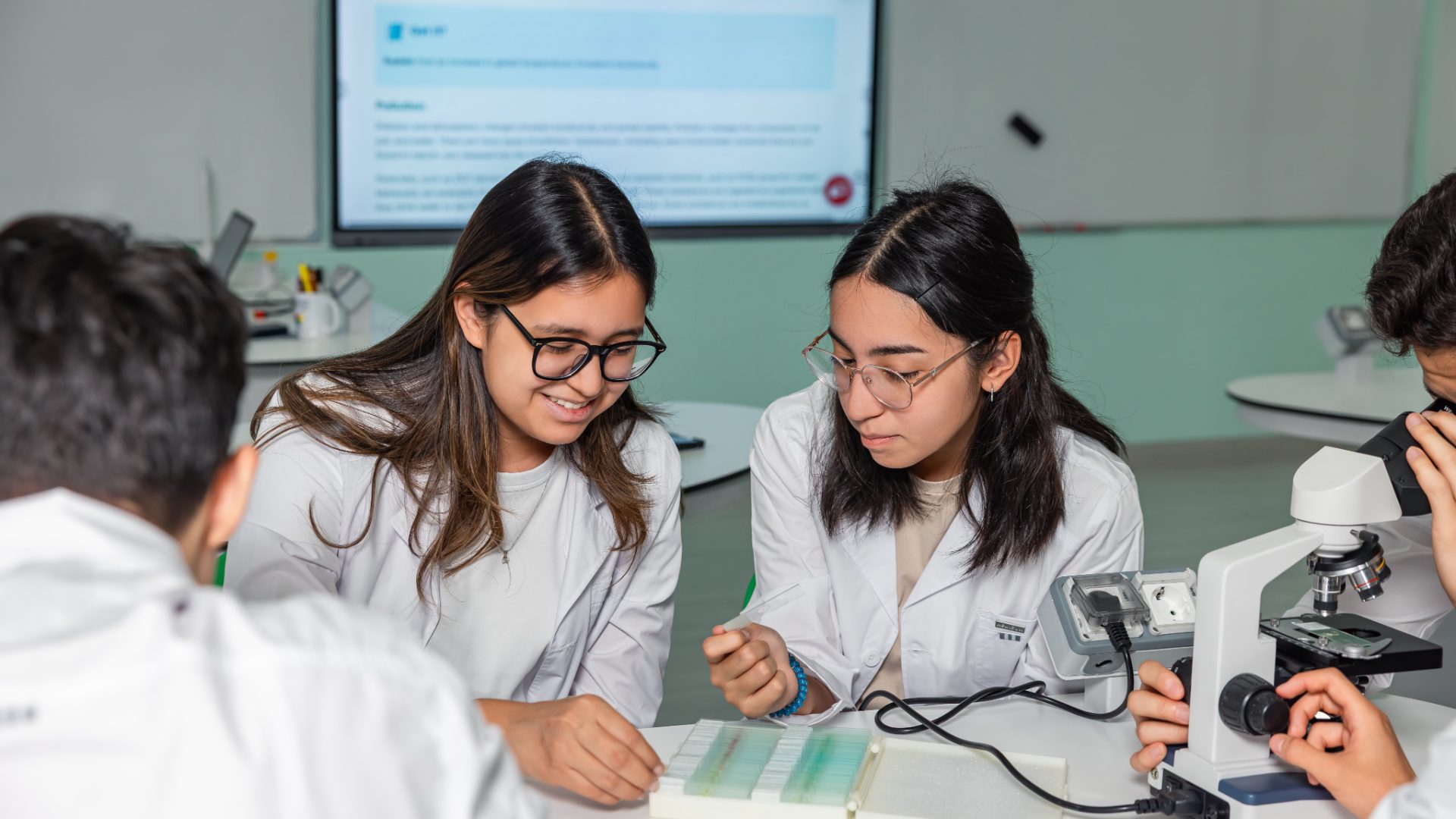Science lab at CST